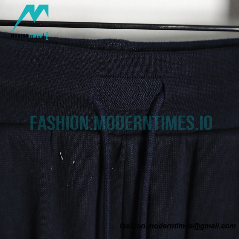 Thomas Browne - Knitted four-bar Shorts Pants